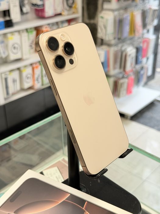 Apple iPhone 16 Pro Max 256Gb Desert Titanium
