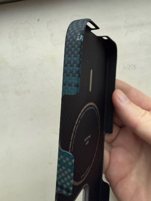 Husa Pitaka Iphone 16 Pro