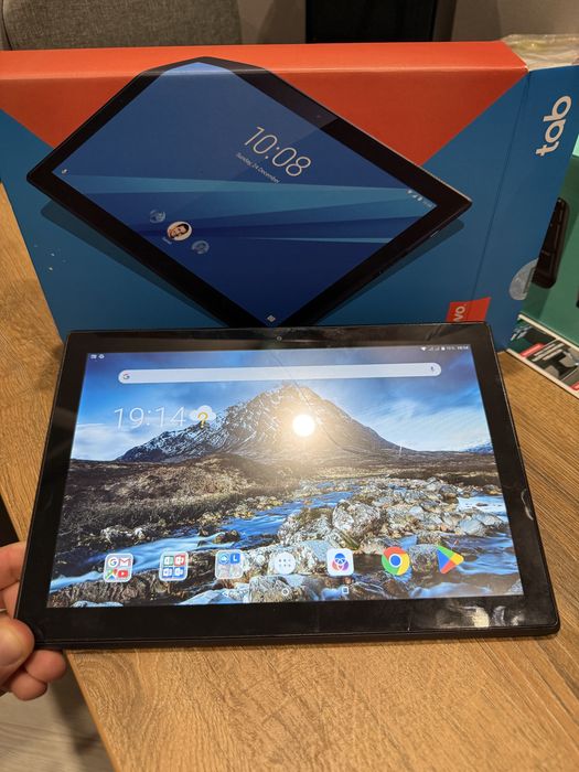 Планшет Lenovo Tab4 10