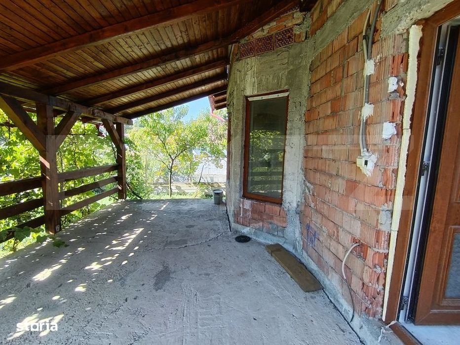 Casa cu 5 camere, in suprafata de 200 mp, Zalau