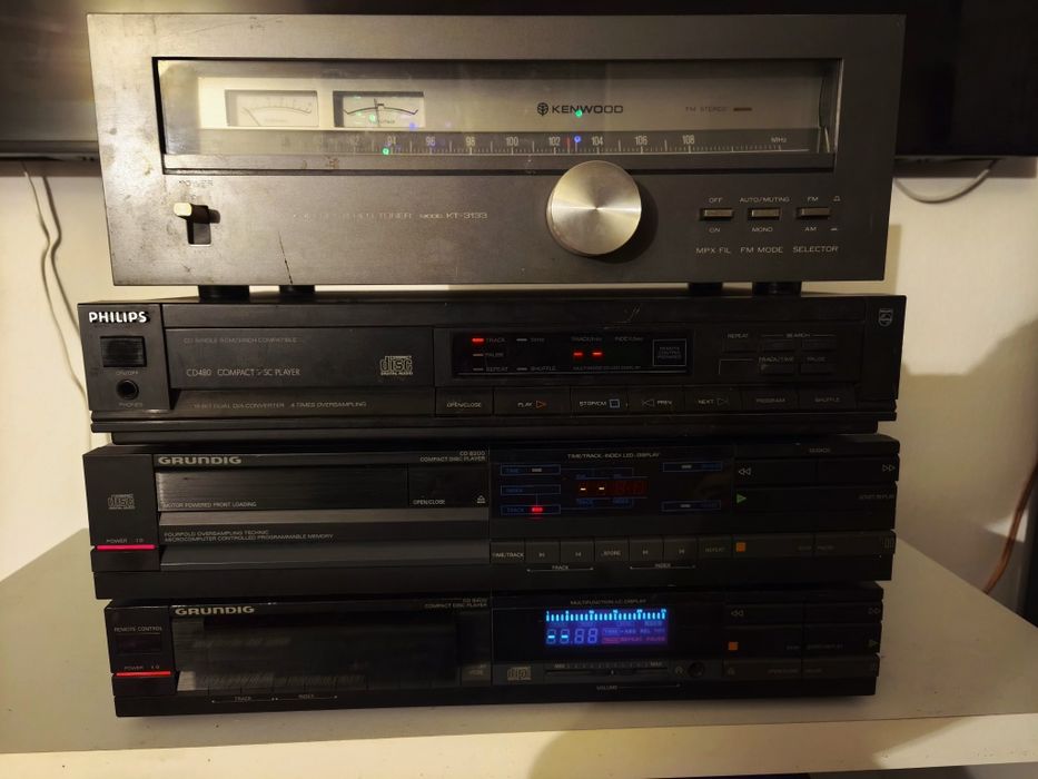 Sistem audio CD cu TDA1541