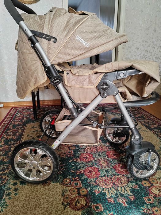Детская коляска, почти новая
