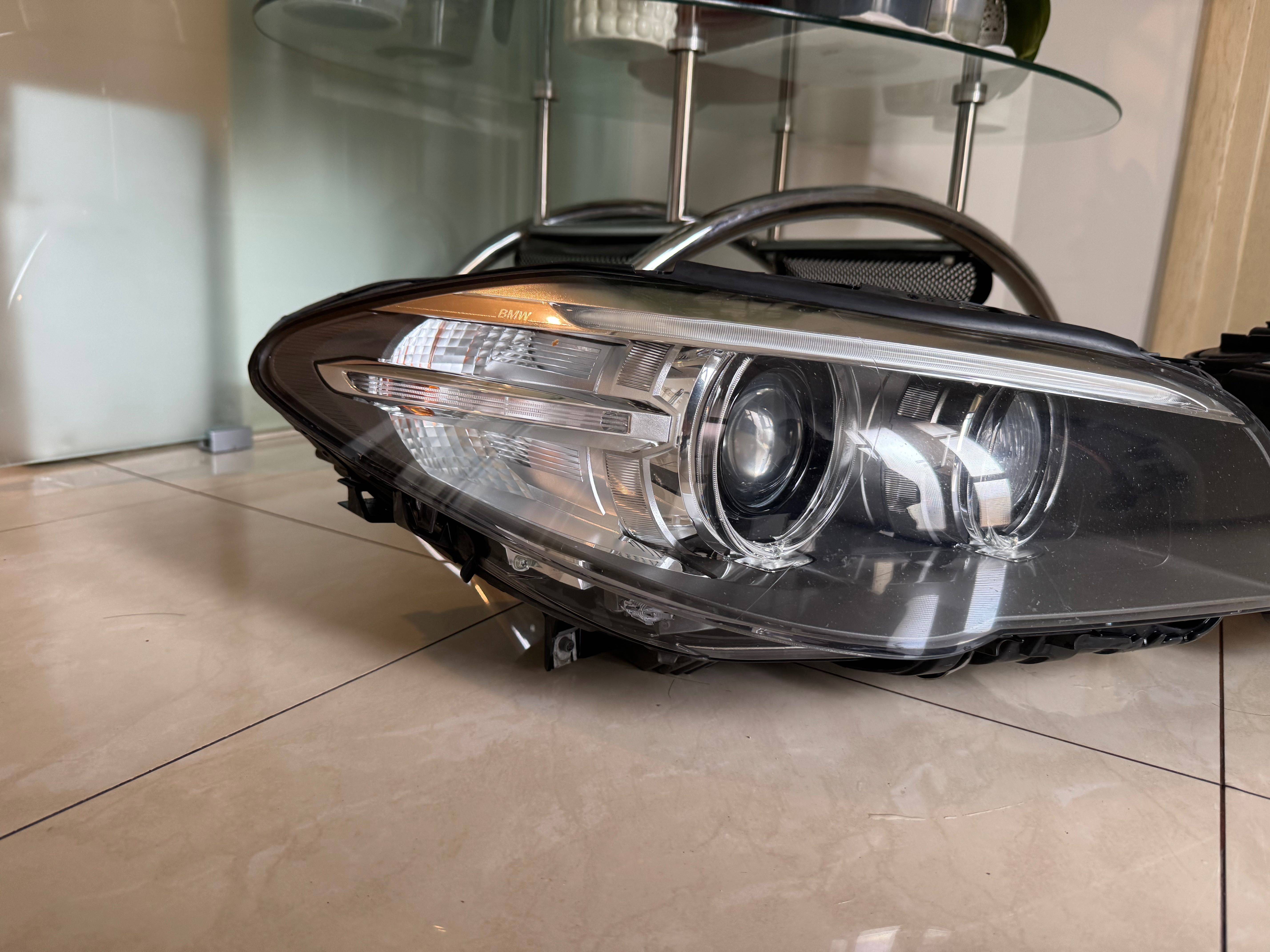 Faruri BMW seria 5 525d 520d 530d F10 facelift Bi-Xenon Adaptiv LCI