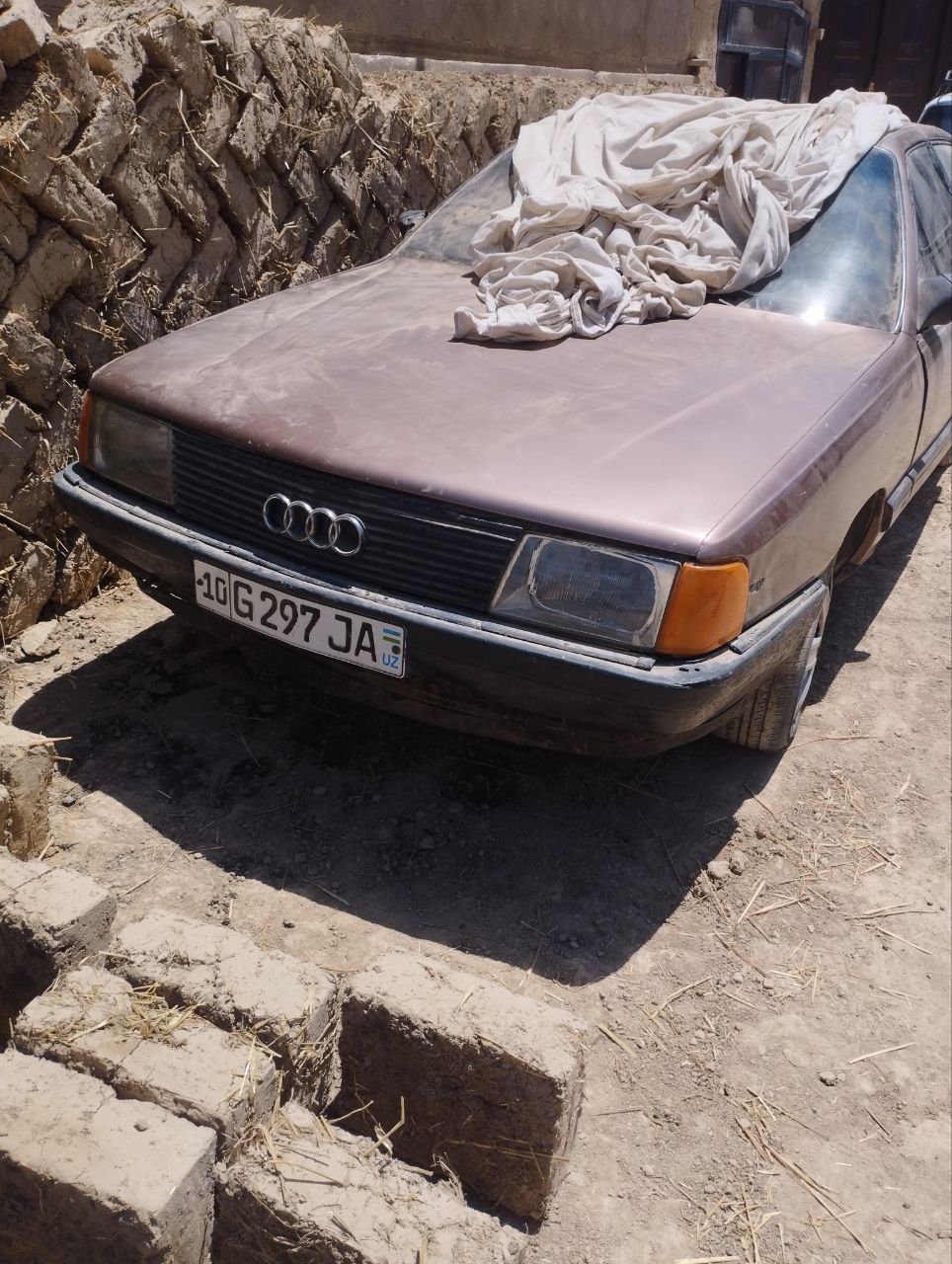 Sotiladi audi 100s