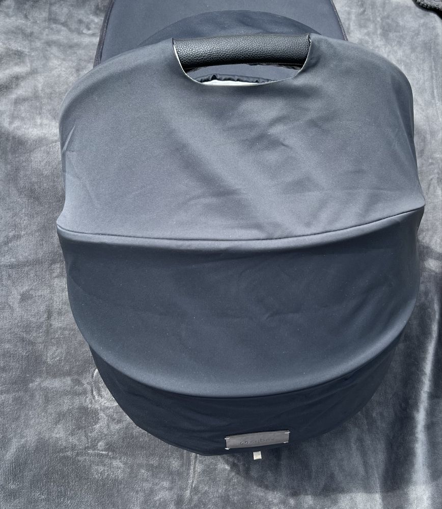 Кош за новородено Cybex Priam Lux Premium black