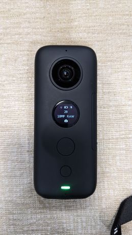 Insta360 one X, продавам