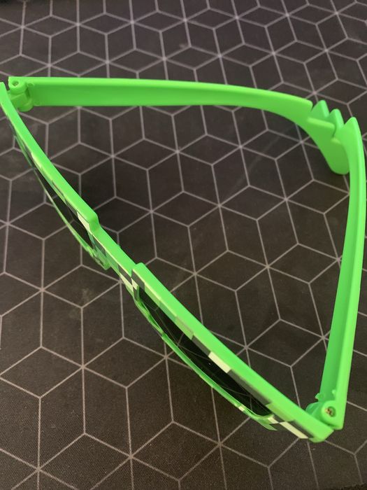 Ochelari de soare model Minecraft