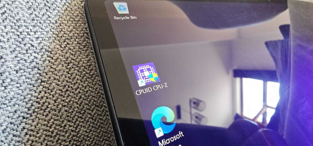 Surface Laptop Studio 14.4 - Intel Core i5, 16GB, 256GB тъч/таблет