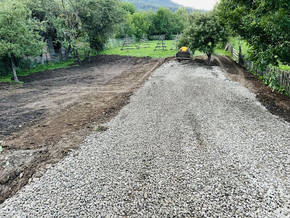 Teren 1000 mp  valea doftanei traisteni