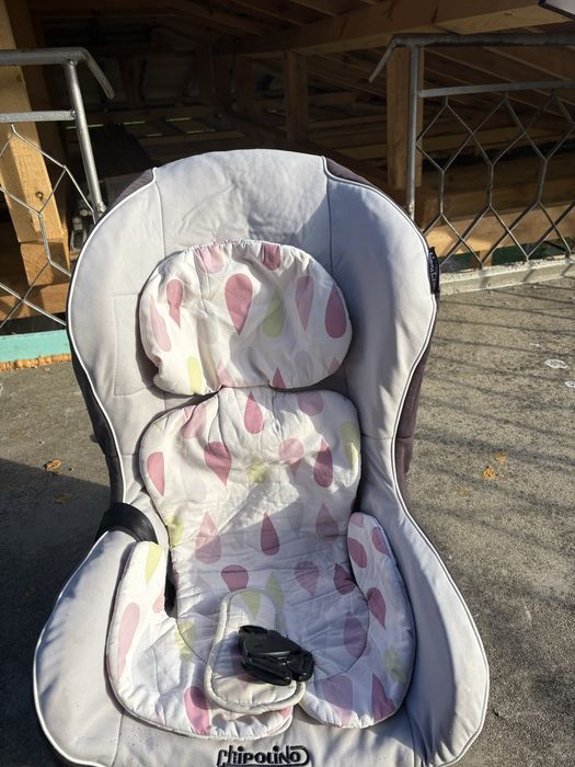 Столче за автомобил