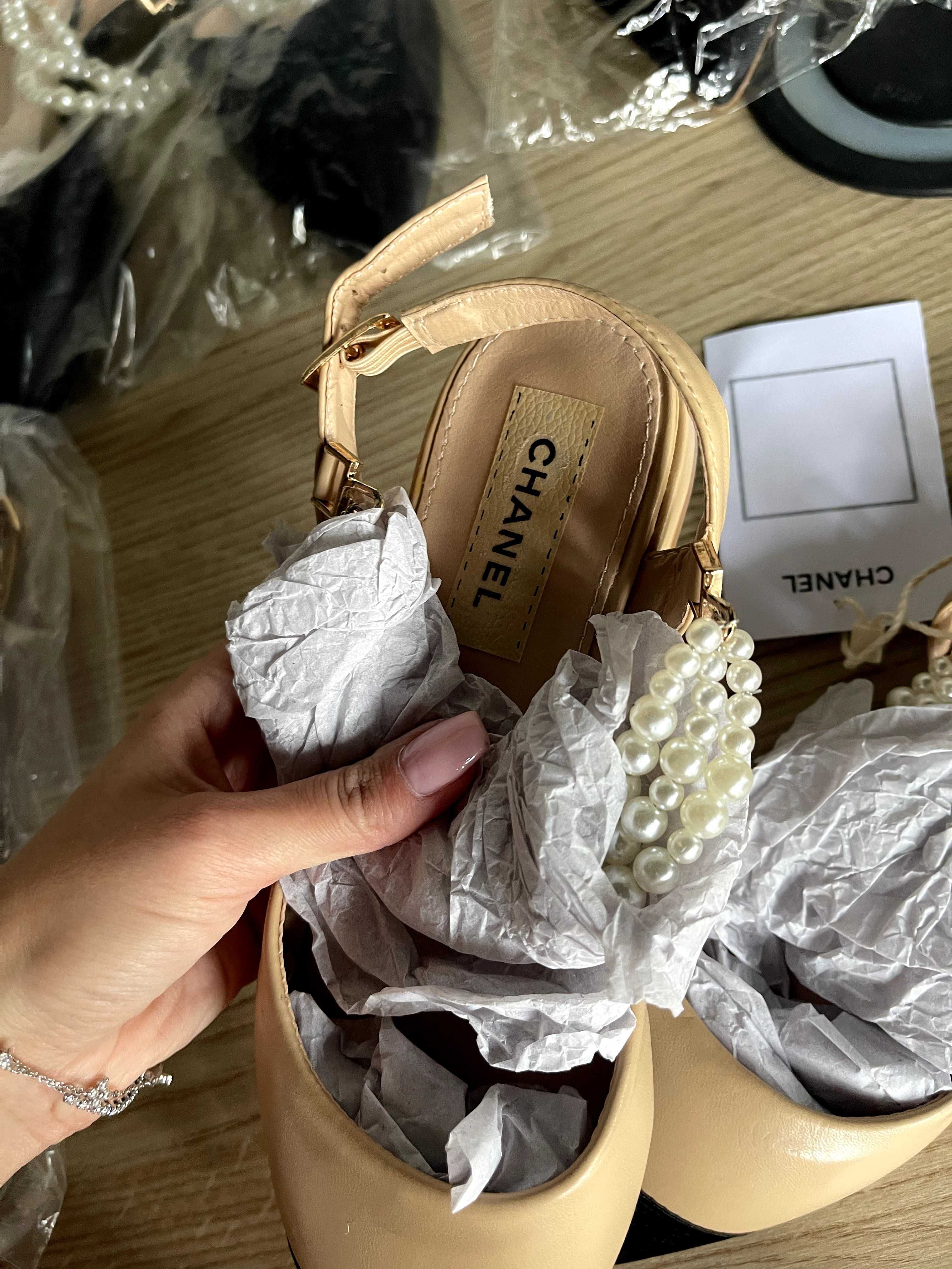 шанел обувки пантофки летни пролетни беж бежови с перли сандали chanel