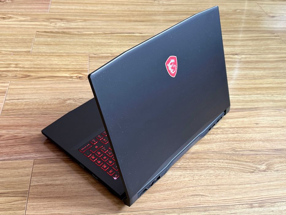 144Hz MSI Katana`i7-11800H/RTX 3070/16GB RAM/512GB SSD/FHD IPS