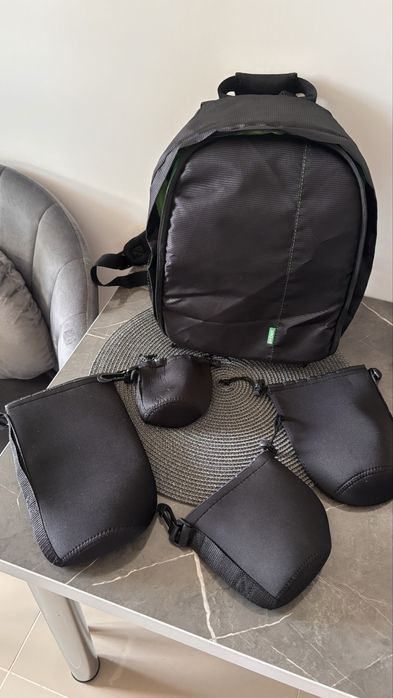 Canon EOS 2000D + obiectiv Canon 50mm