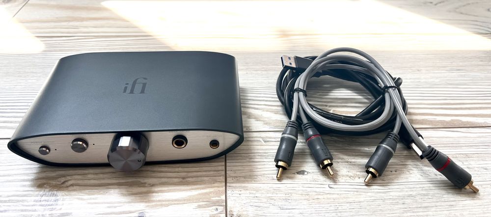 Vand iFi Audio Zen Dac V2 - Impecabil !