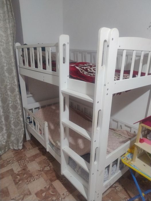 Продаю детскую кровать