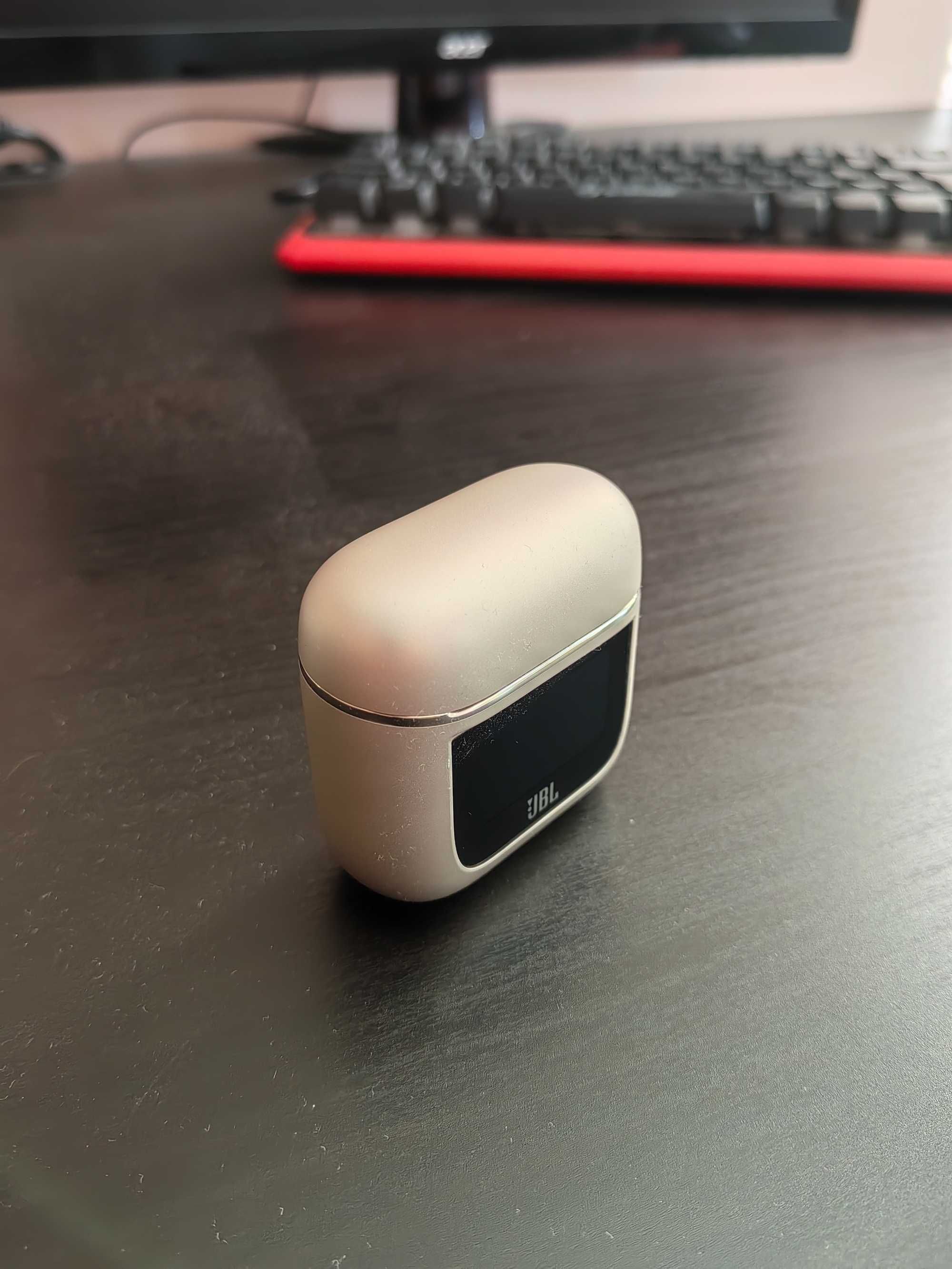 JBL Tour Pro 2 Слушалки in-ear, бежови
