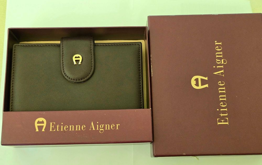 Etienne Aigner оригинален дамски портфейл