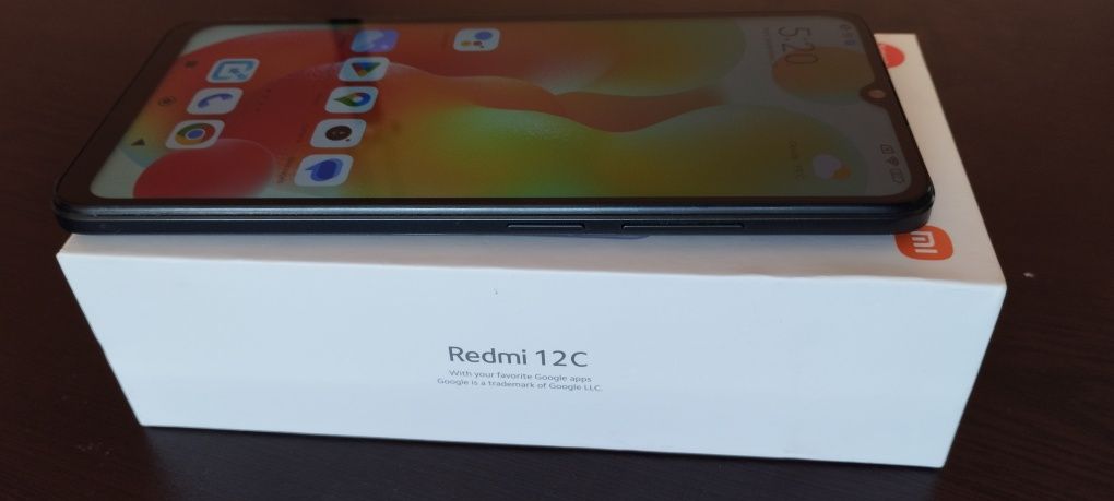 Телефон Redmi 12C