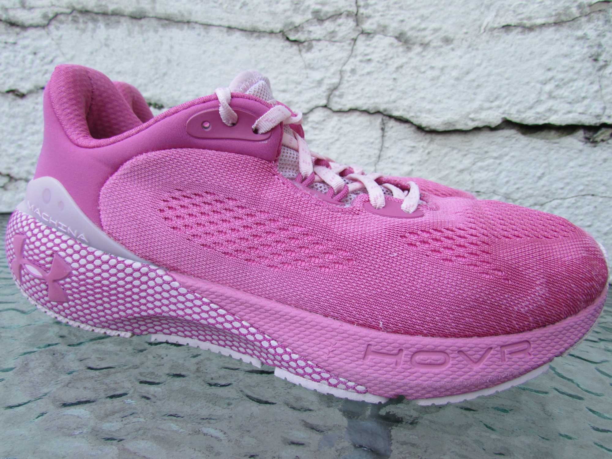 Дамски маратонки Under Armour HOVR Machina 3
