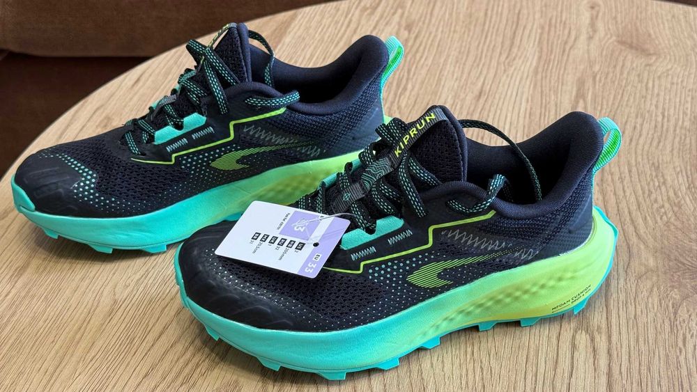 Нови, детски маратонки Decathlon KIPRUN K500 GRIP - 33 номер / 20,5 см