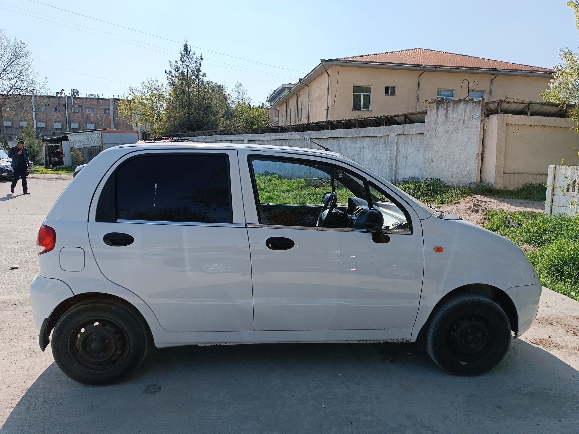 Matiz 3tali 2009-yil 318800 probek sotiladi