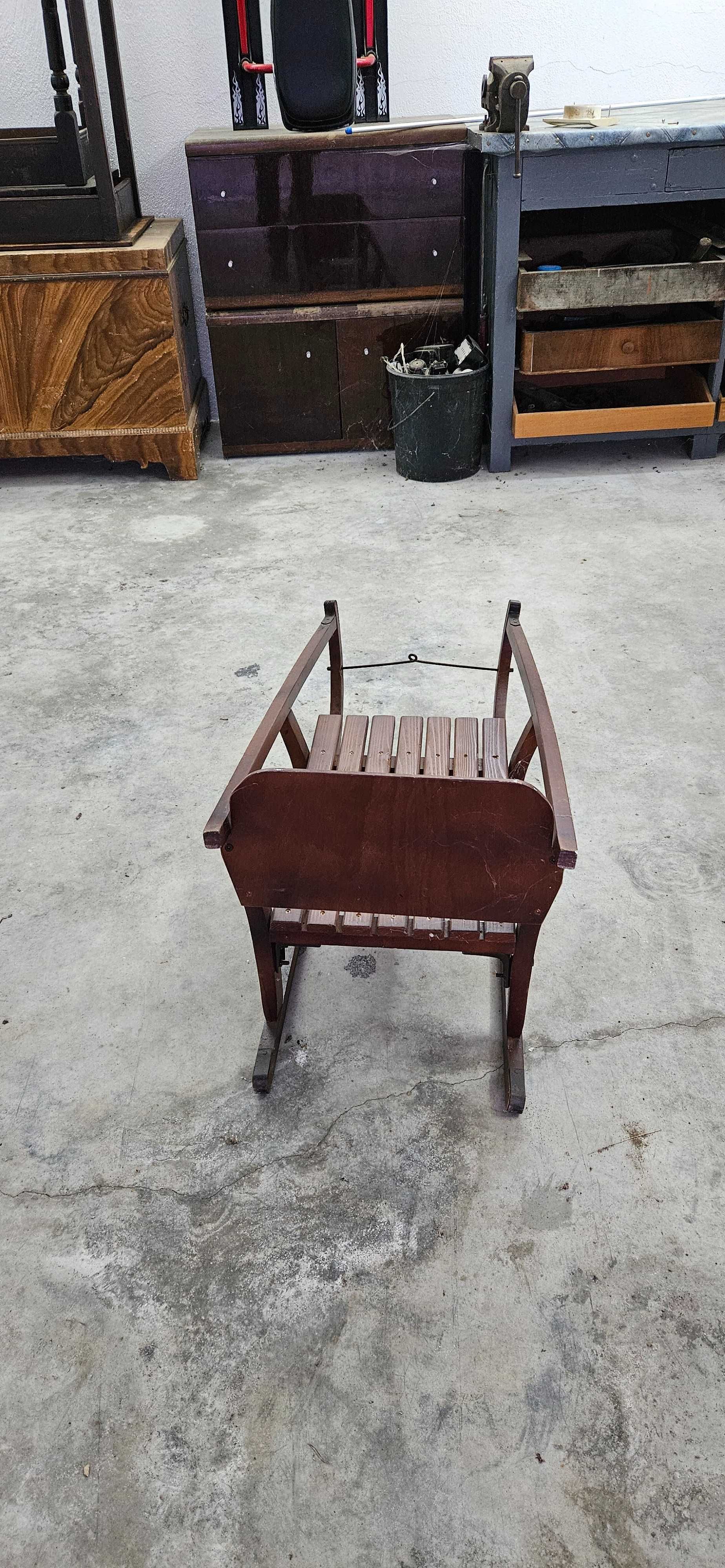 Продавам стара шейна