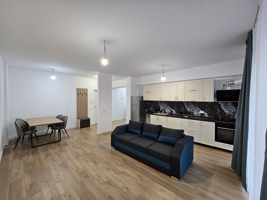 Inchiriez apartament cu 2 camere (Dormitor + Living) SILK si parcare