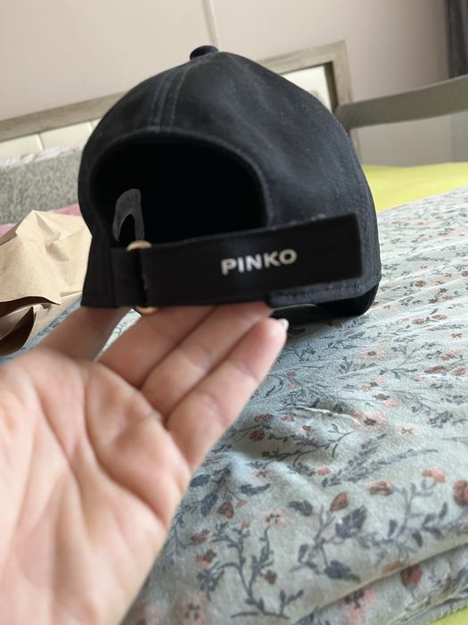 Pinko черна шапка