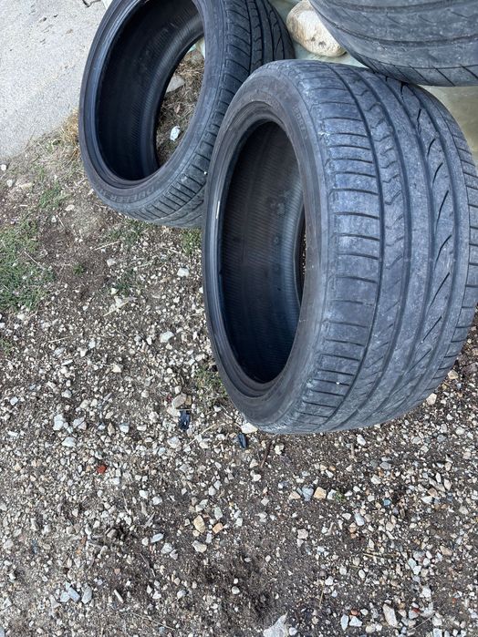 Продавам летни гуми Bridgestone – спорт пакет (315/35 R20 и 275/40 R20