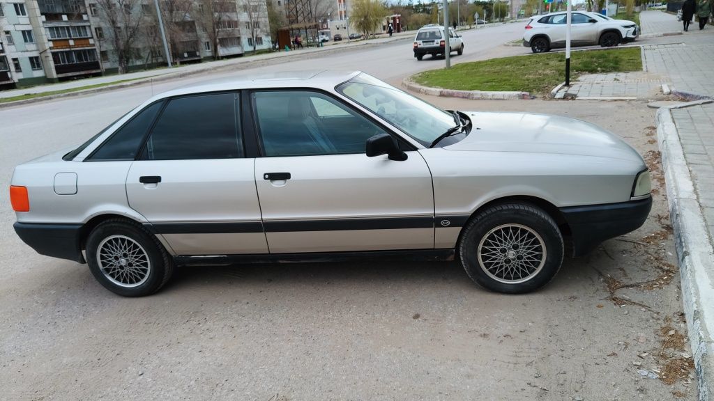 Продам авто Audi 80 / Ауди 80