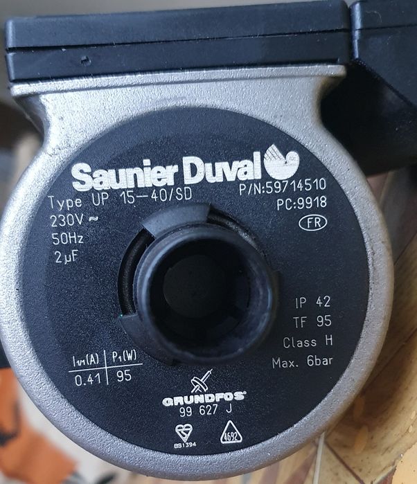 Vând piese centrala termică Saunier Duval  și Instant apă Vaillant