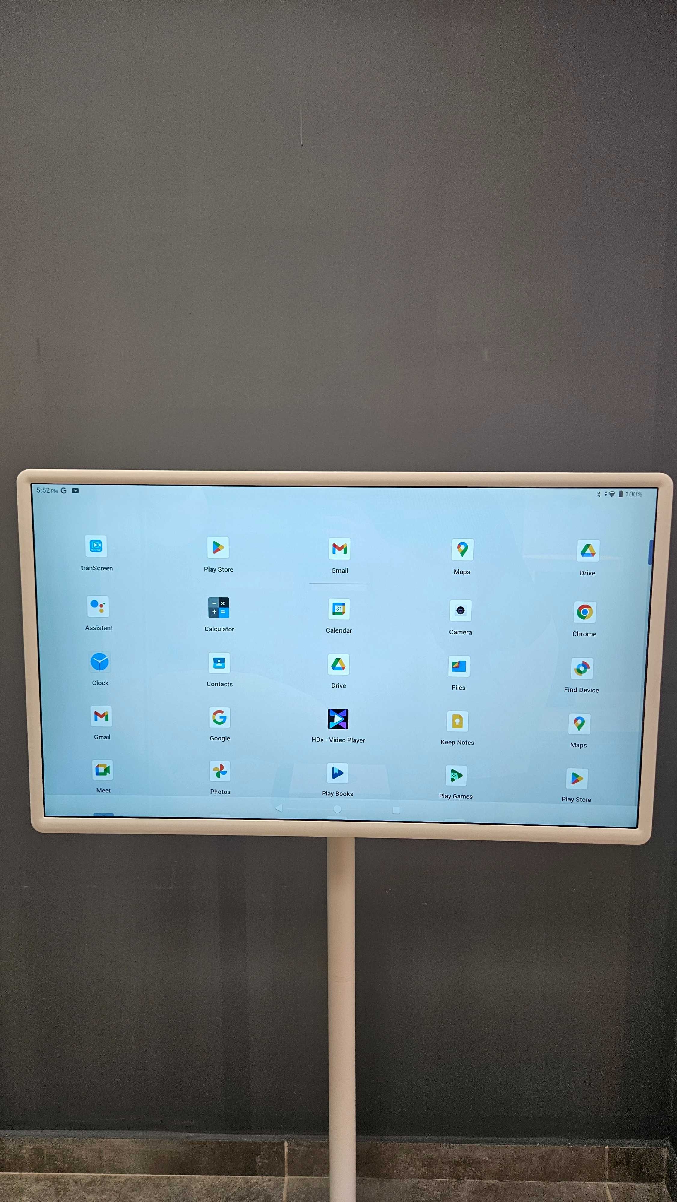 32 инча Портативен SMART TV Android 15, Touchscreen