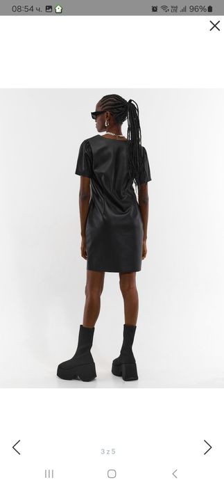 Страхотна кожена рокля