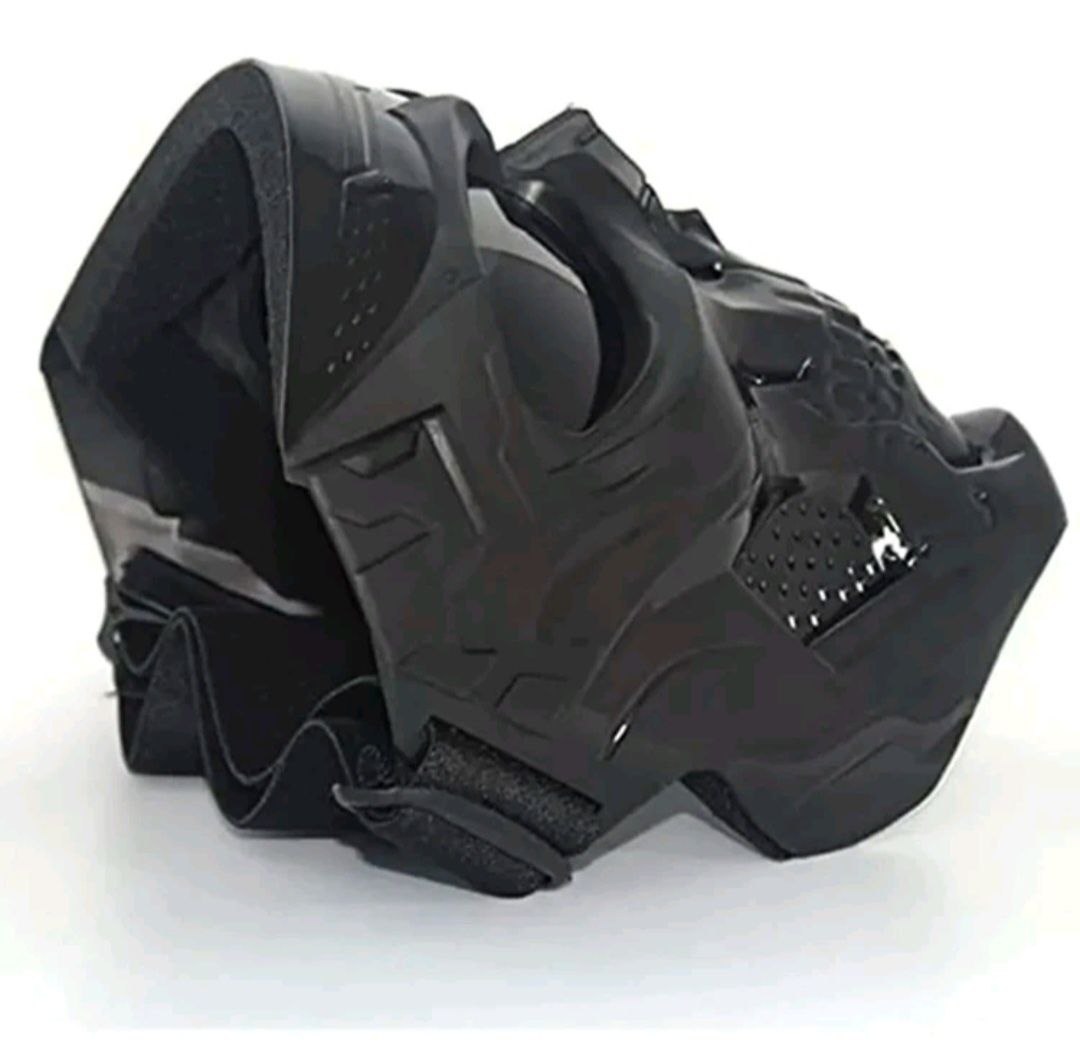 Мото маска череп иридиум и опушено черно за  чопър, еърсофт