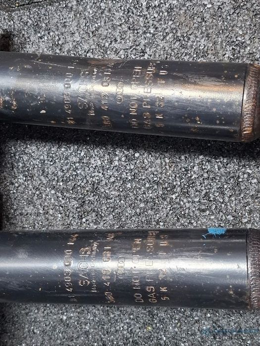 Set arcuri cu amortizoare fata VOLKSWAGEN PASSAT Variant 3B6 2000 - 2005 TDI AVB 3B0413031AB