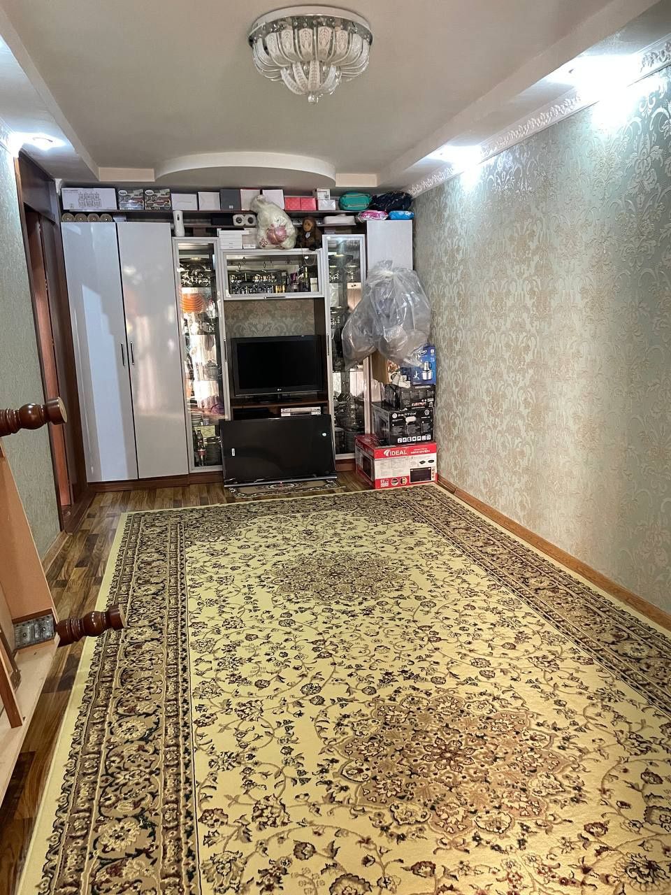 Продается квартира 2|1|4. Куйлюк 1 массив. Мирабадский район