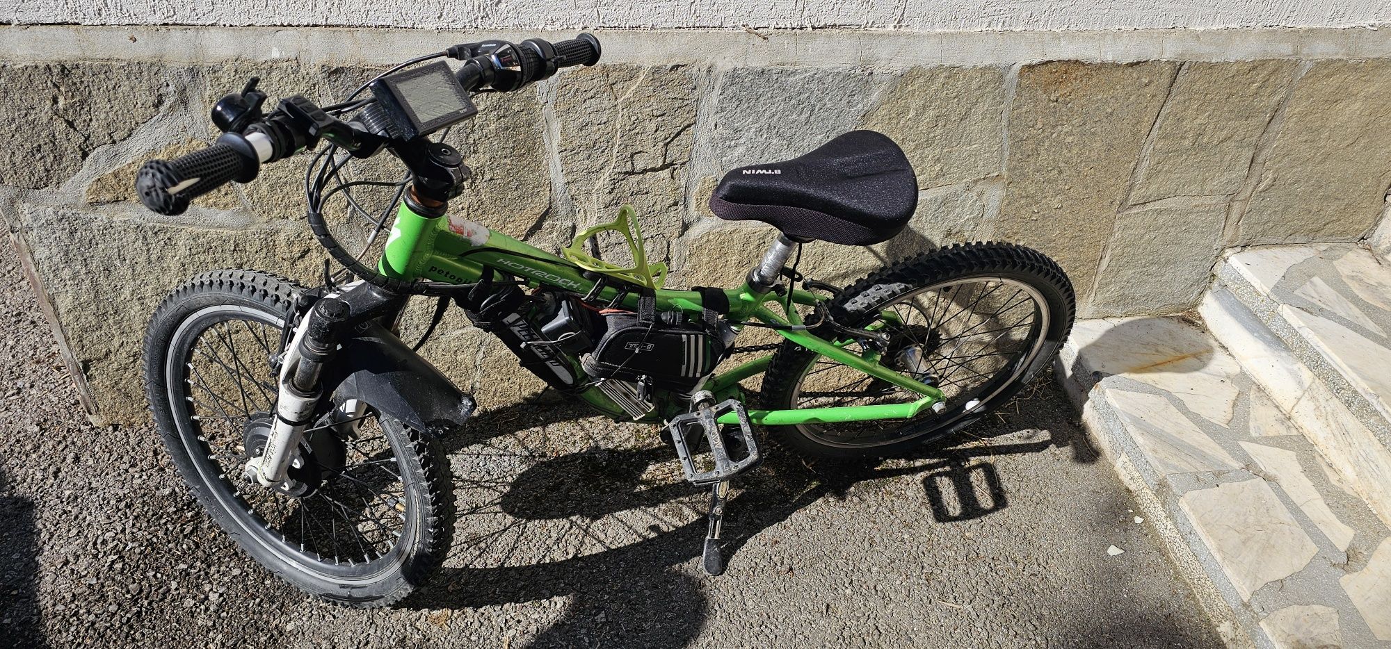 Детско електрическо колело велосипед Specialized 20 инча