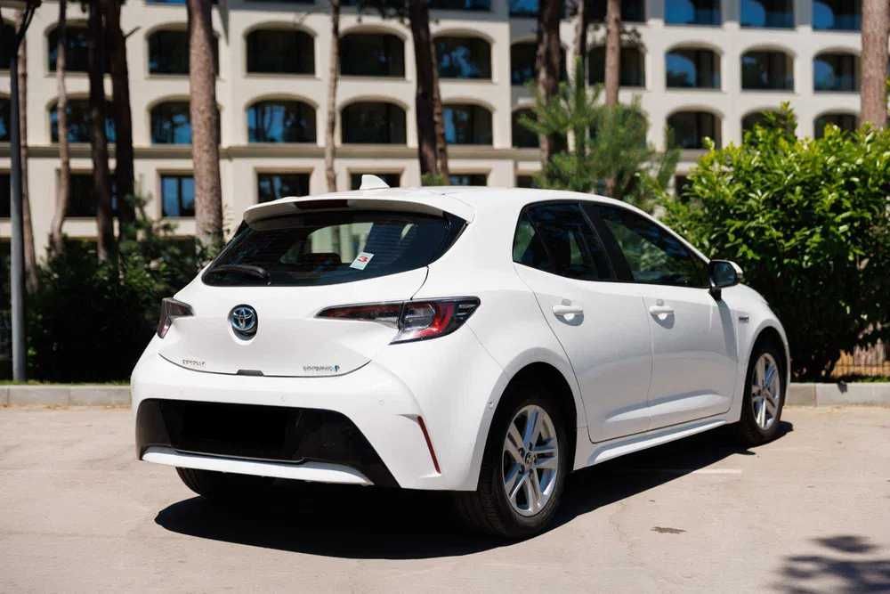 Toyota Corolla Hybrid | Rent A Car