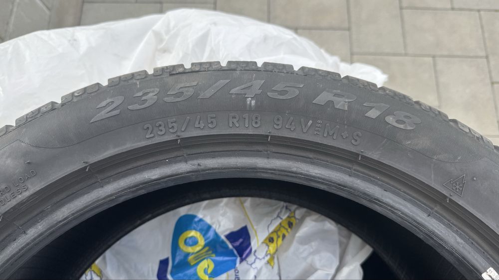 Anvelope 235/45/18 Pirelli iarna