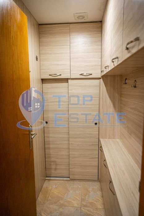 ВИДЕО! Тристаен обзаведен апартамент на първа линия в хотелски компле