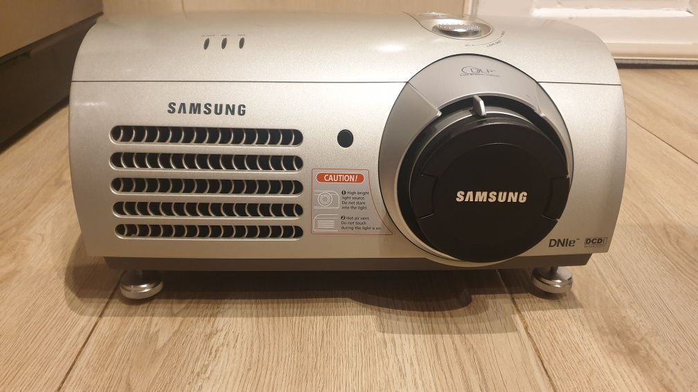 Videoproiector Samsung sp-h700ae