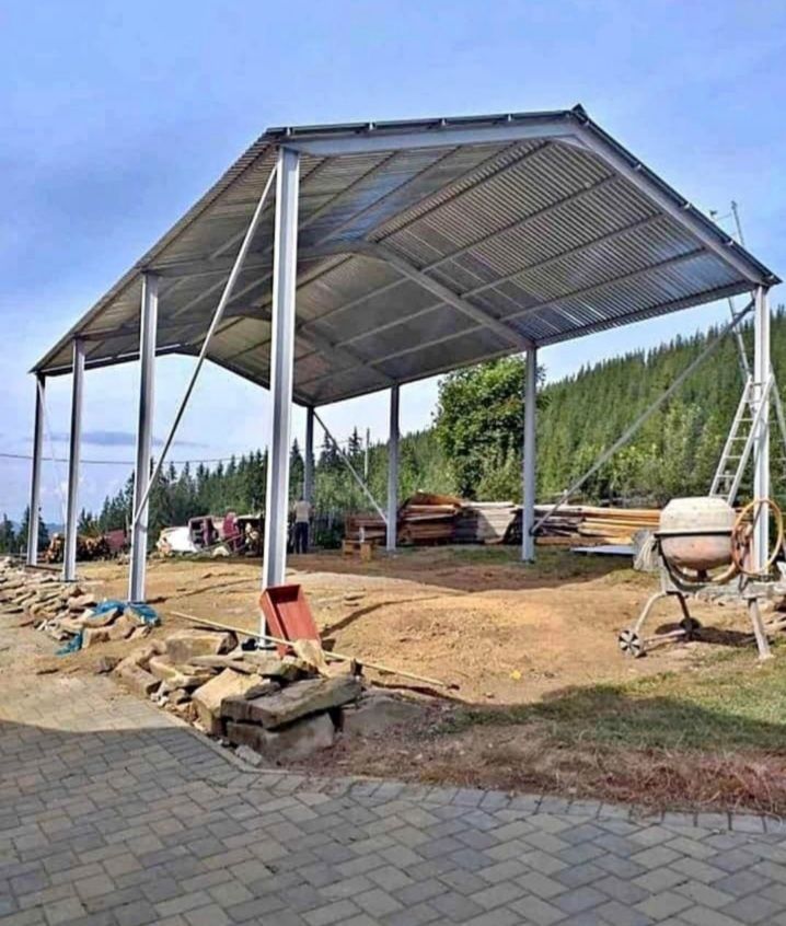 Hală metalică 8* 15 * 4 din profil e pe stâlpii de 160 fermele tot de