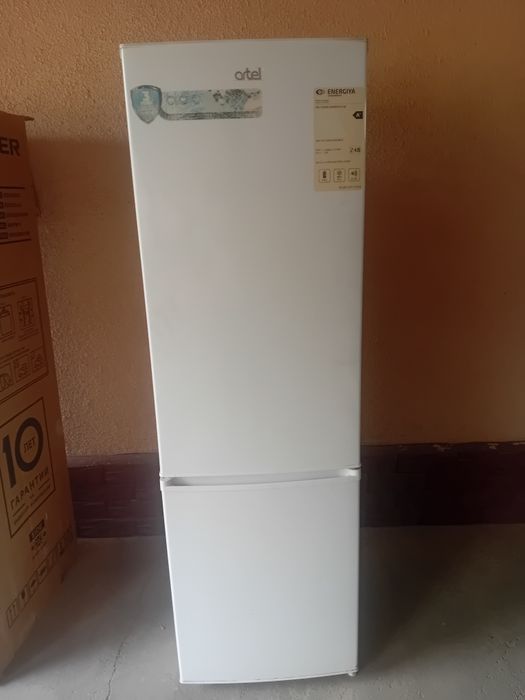 Продаётся холодильник Артел не дорого