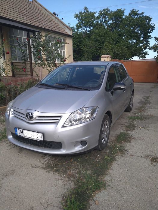 Toyota Auris  superba!  5400 euro negociabil