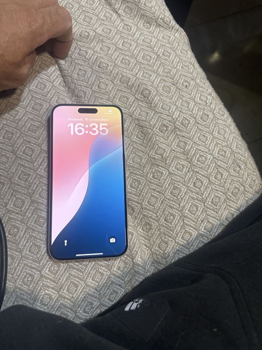 Iphone 15 plus 128GB  без гаранция