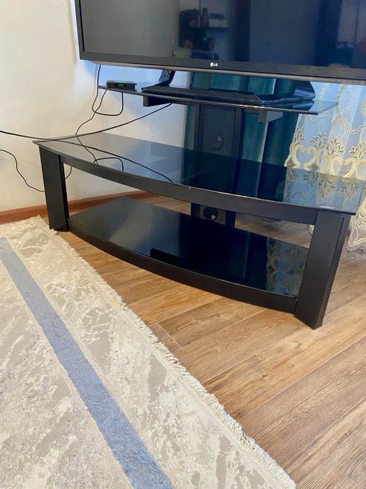 Подставка под телевизор