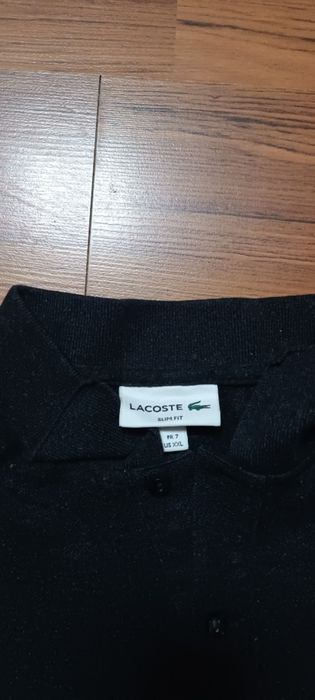 Продавам 4 полота на Lacoste 3 от които са оригинални цена 30лв