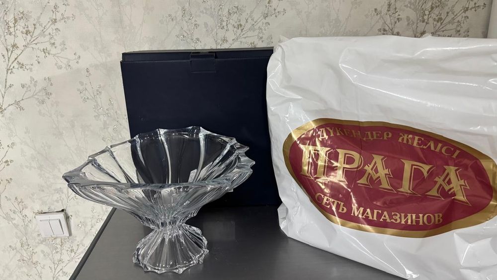 Продам вазу хрусталь