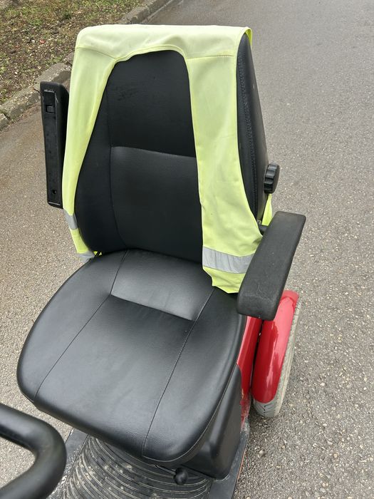 Електрическа триколка за възрастни / хора с намалена подвижност