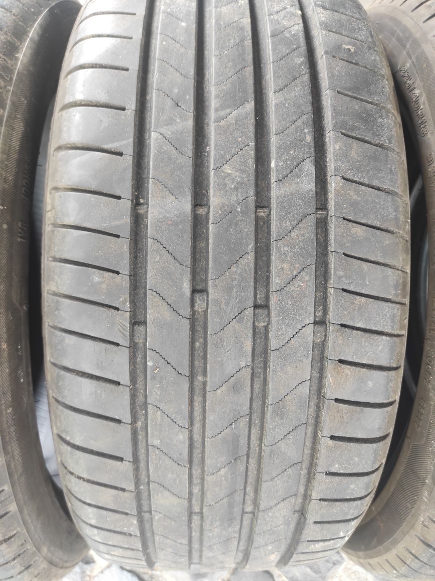 225/40/18 Bridgestone 4бр